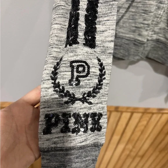 Y2K Style Victoria’s Secret PINK Sequin Dog & Sleeve Logo Hoodie - Small - Picture 10 of 11